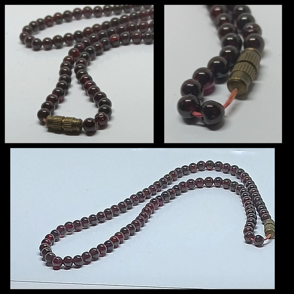 Almandine Garnet Tiny Vintage Beaded Necklace - Picture 2 of 2
